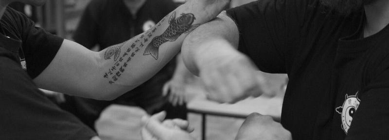Tatuaże a treningi