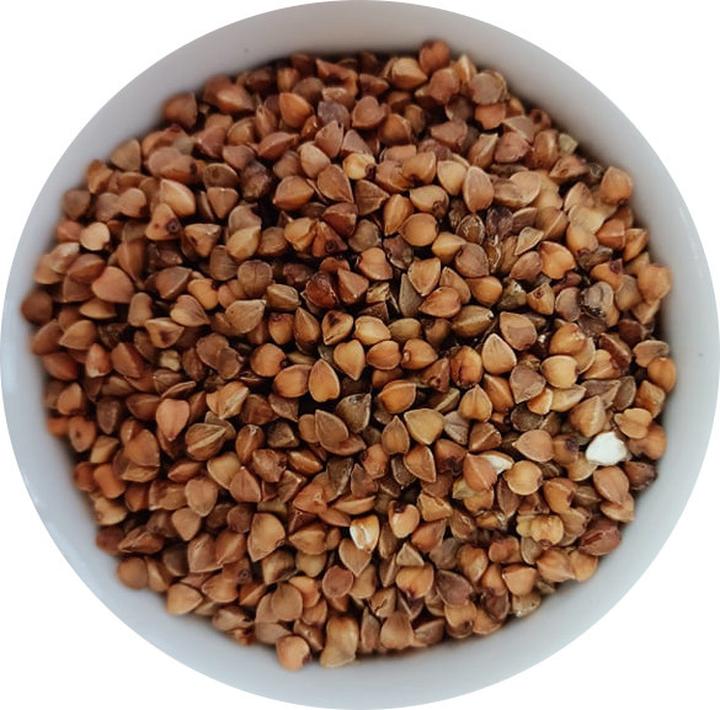 Czy kasza gryczana tuczy? Odkryj prawdę za tym popularnym mitem!