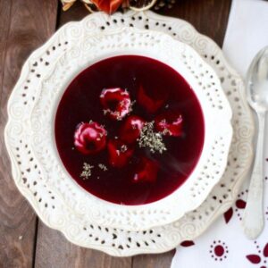 Ile kalorii kryje w sobie barszcz czerwony zabielany? Odkryj tajemnice tego pysznego dania!