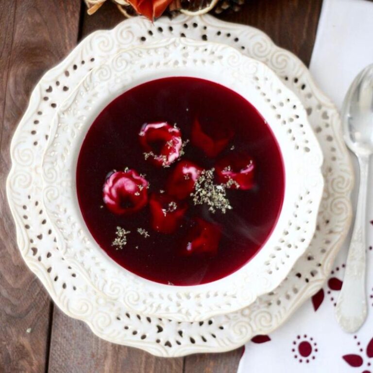 Ile kalorii kryje w sobie barszcz czerwony zabielany? Odkryj tajemnice tego pysznego dania!